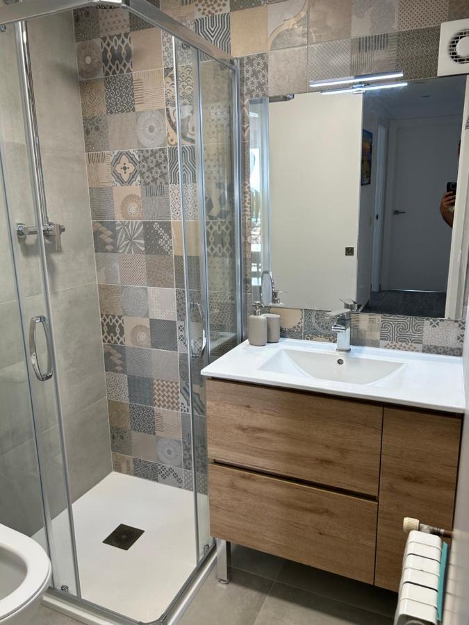 Apartment Direkt Am Strand Blanes Luaran gambar