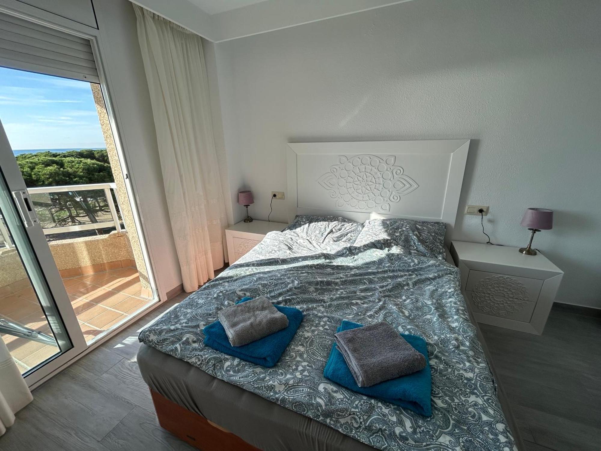 Apartment Direkt Am Strand Blanes Luaran gambar